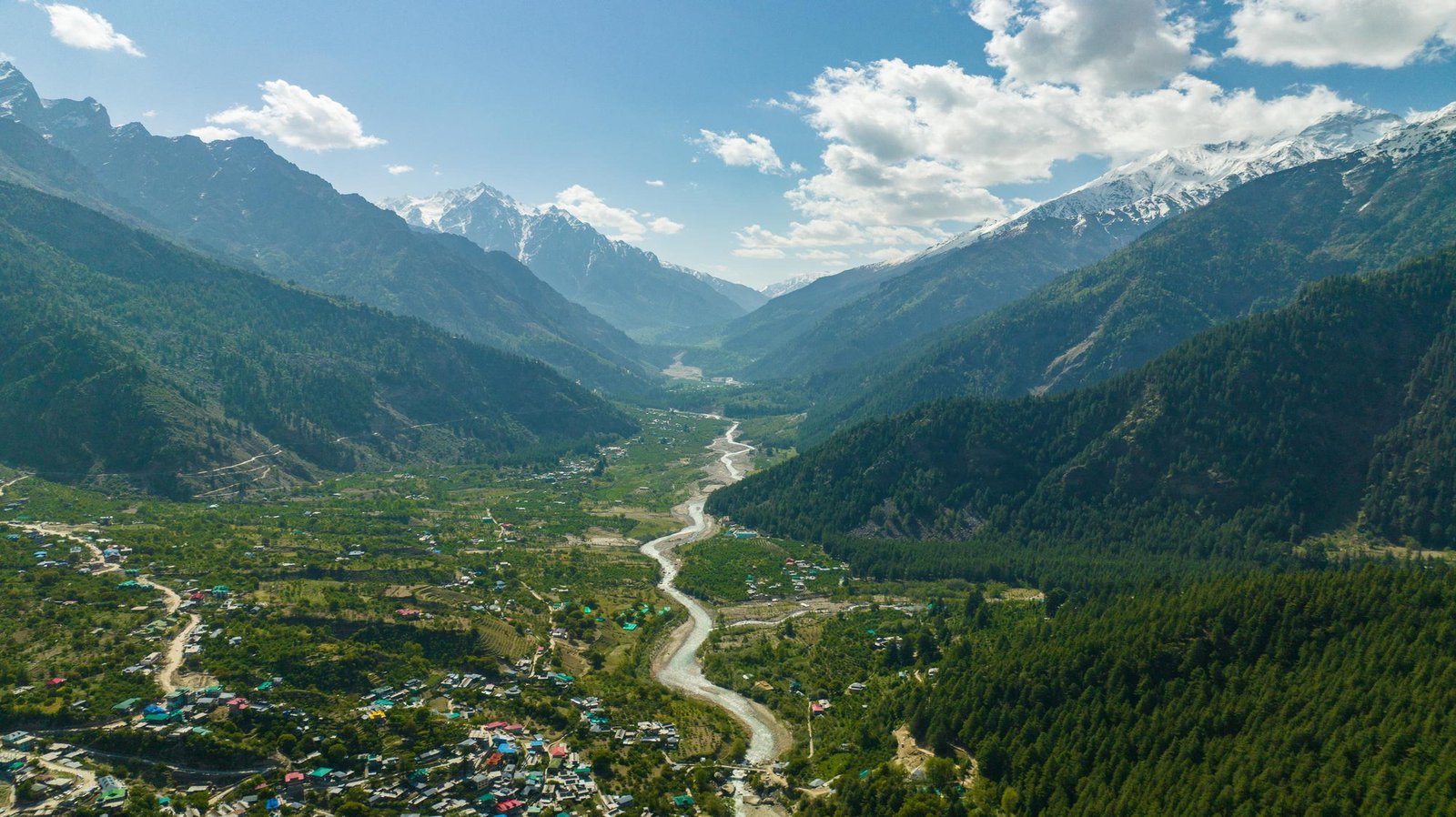 Spiti Valley Travel Guide 2026 – Complete Itinerary, Best Time, Route, Budget & Travel Tips